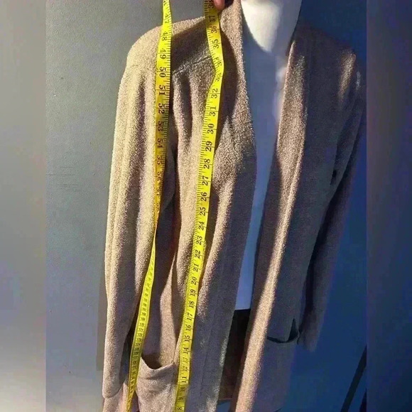Barefoot Dreams Cozy Chic Lite Tan Ling Cardigan Sweater, Size Large - Picture 5 of 8